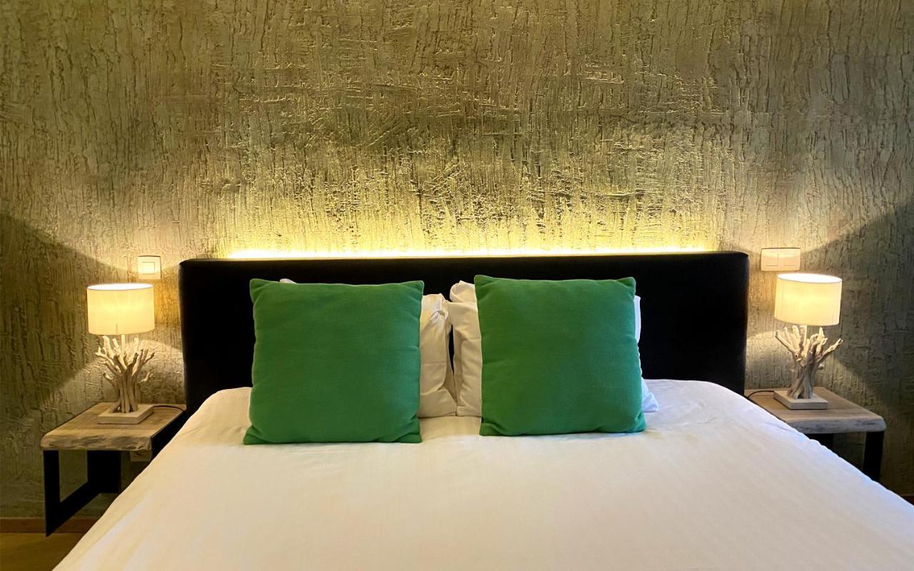 Hotel Wellness Eau De Roche Durbuy Bagian luar foto