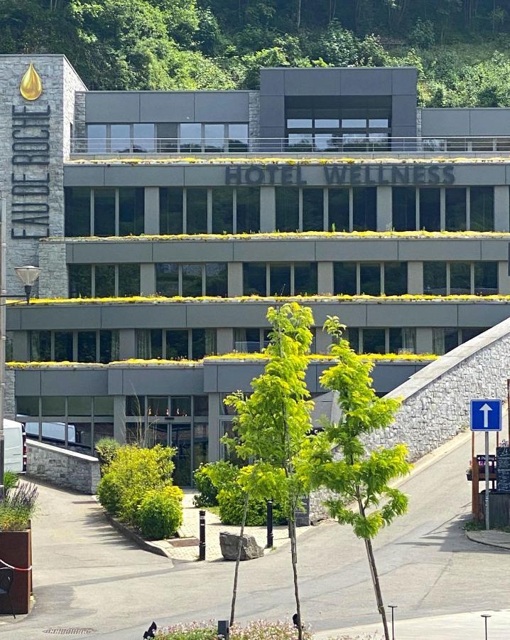 Hotel Wellness Eau De Roche Durbuy Bagian luar foto