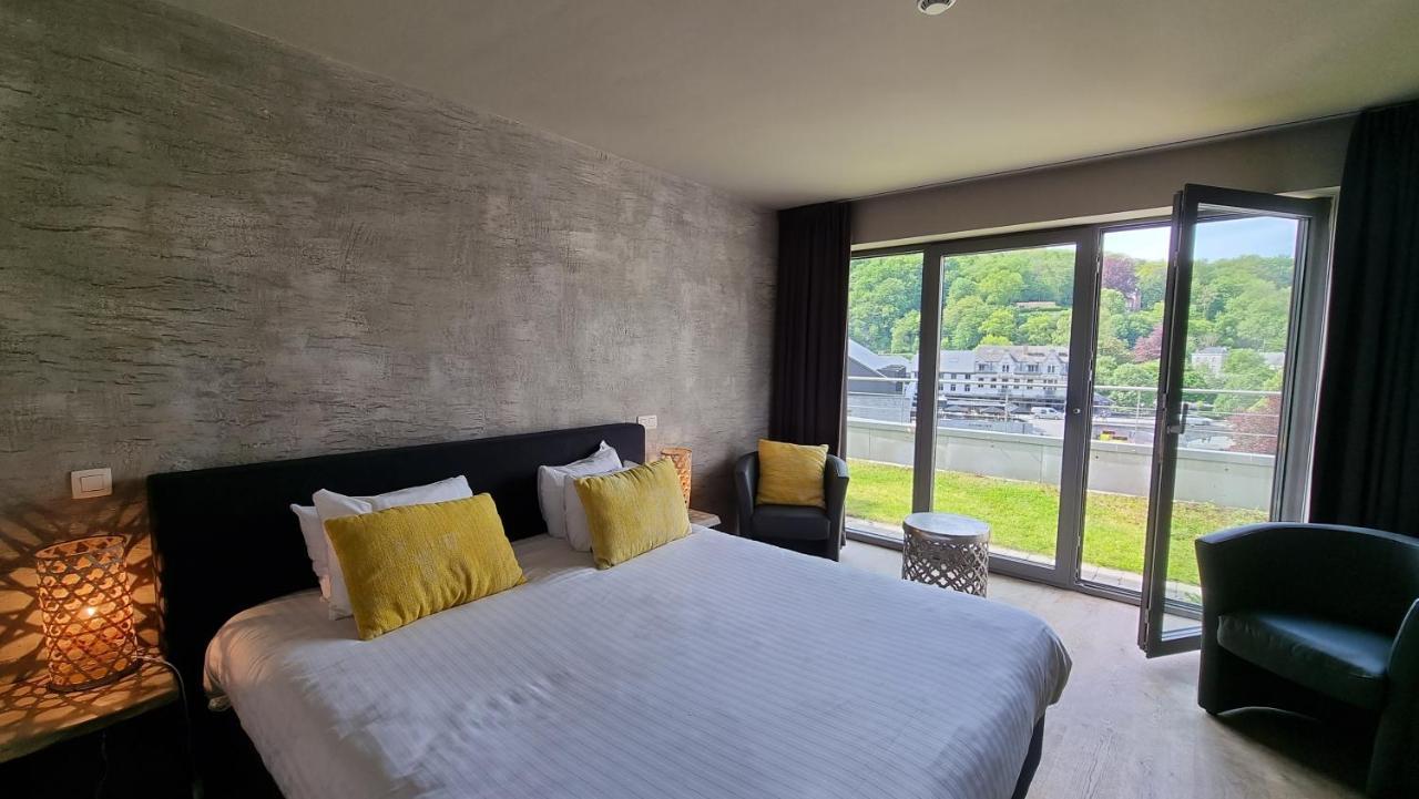 Hotel Wellness Eau De Roche Durbuy Bagian luar foto