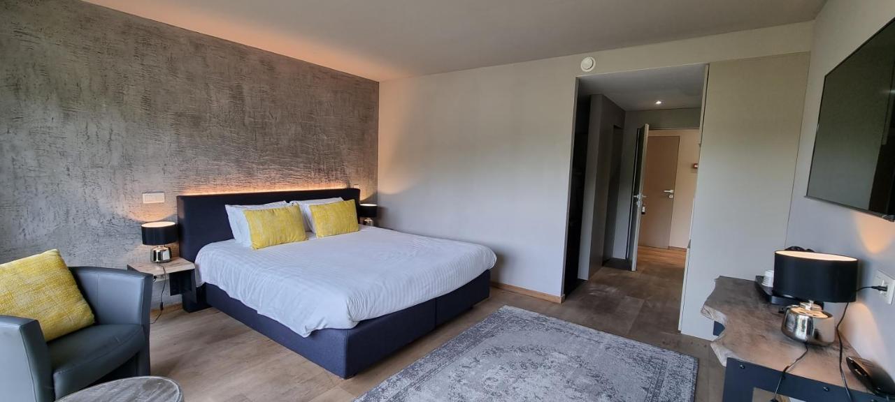 Hotel Wellness Eau De Roche Durbuy Bagian luar foto